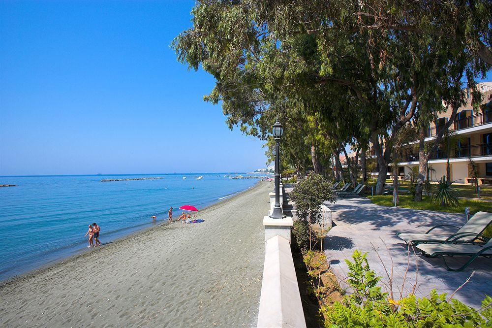 Aquarius Beach Hotel Limassol Extérieur photo