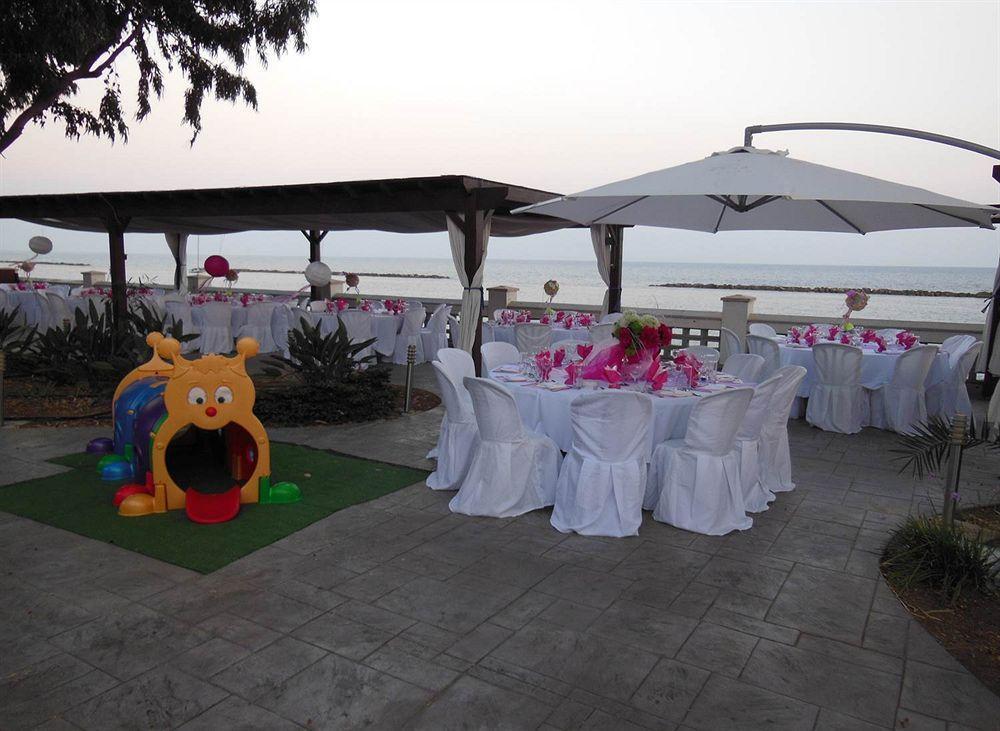 Aquarius Beach Hotel Limassol Extérieur photo