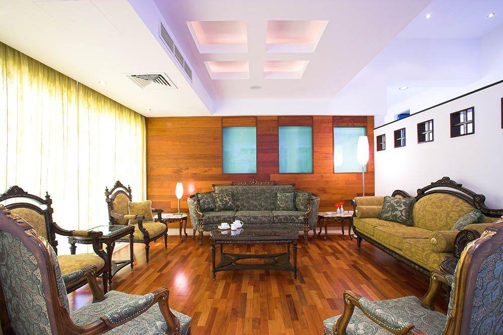 Aquarius Beach Hotel Limassol Extérieur photo
