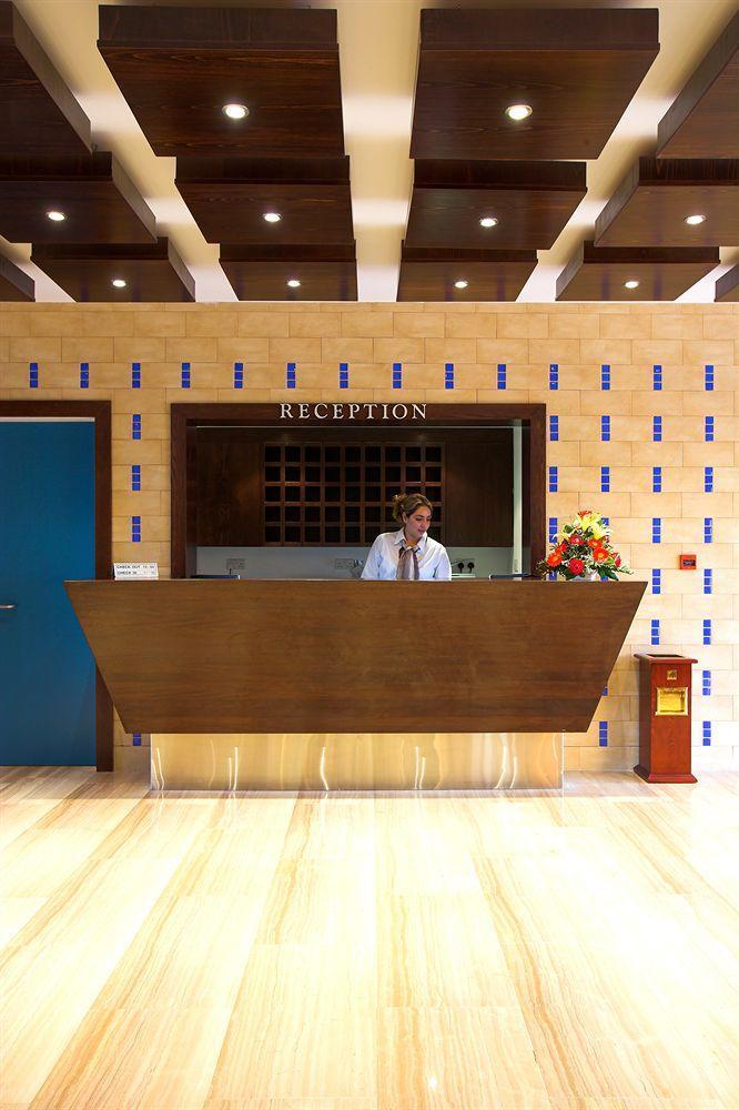 Aquarius Beach Hotel Limassol Extérieur photo