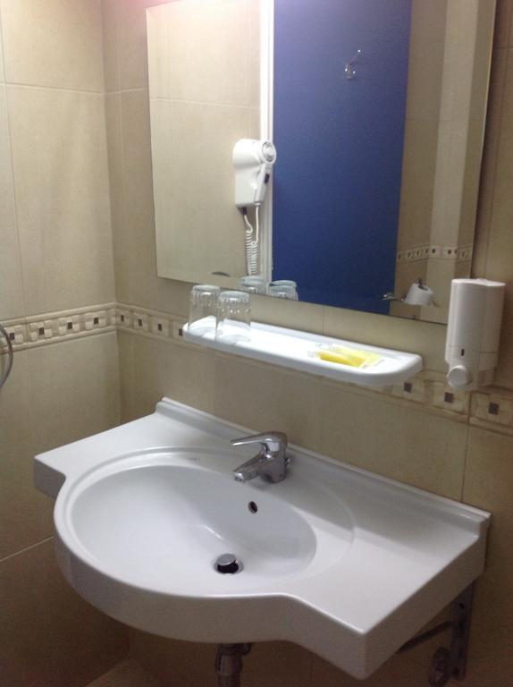 Aquarius Beach Hotel Limassol Chambre photo