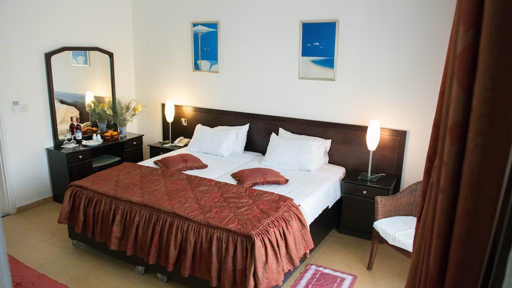 Aquarius Beach Hotel Limassol Chambre photo
