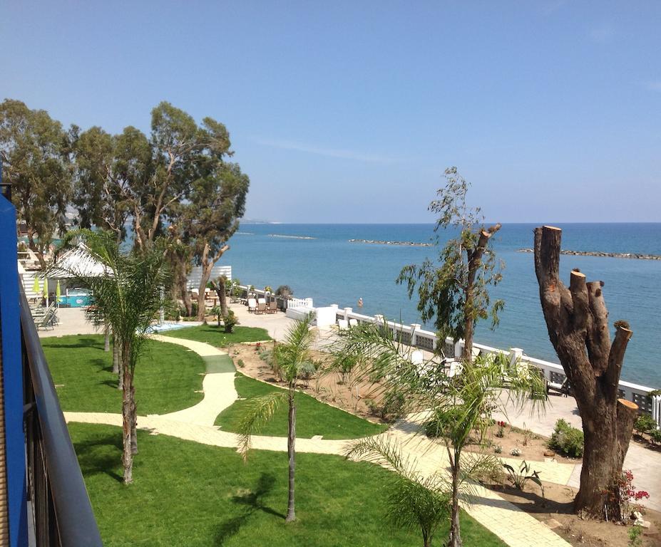 Aquarius Beach Hotel Limassol Extérieur photo