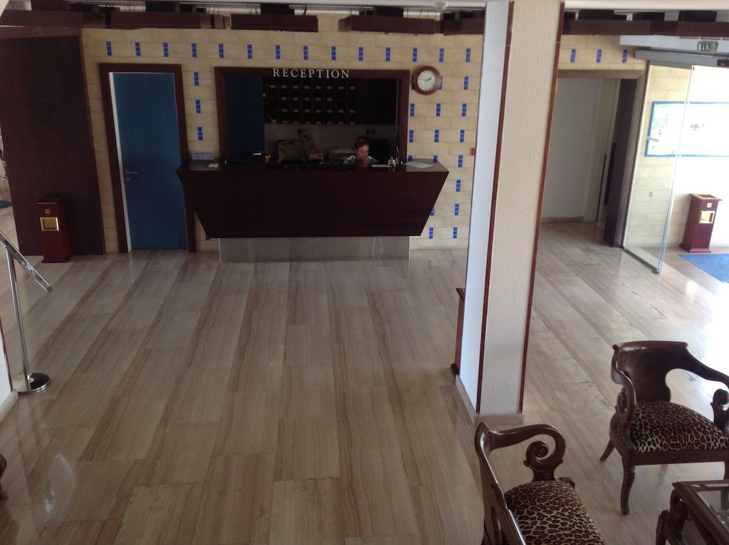 Aquarius Beach Hotel Limassol Extérieur photo